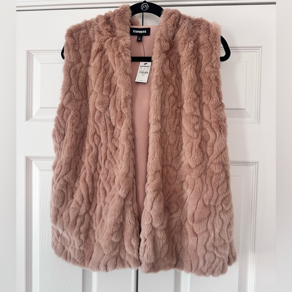 Express Faux Fur Vest Size M/L New With Tags
